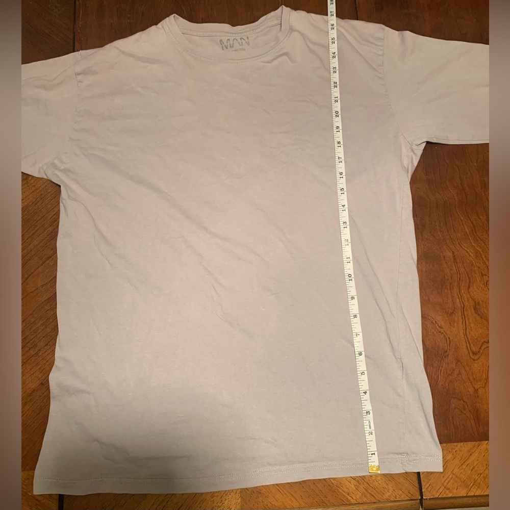 boohooMAN Men’s Ash Gray Shirt (Size: L)